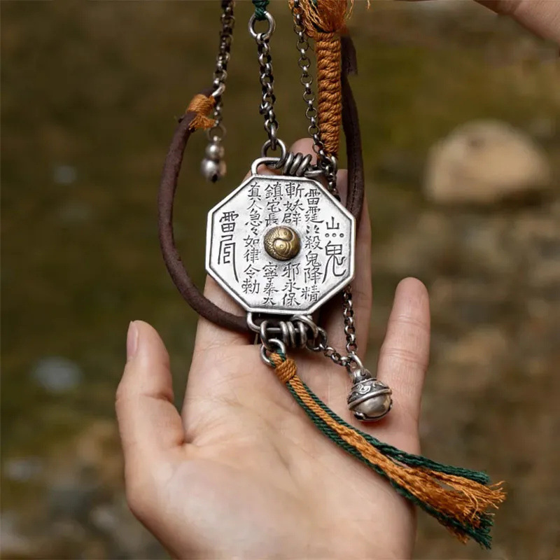 Ethnic Fashion Co In - Çin Esintili, Antik Gümüş Renkli, Sekizgen